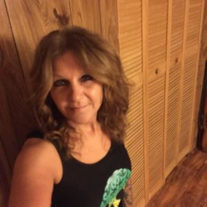 Meet your Posher, Denise